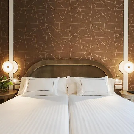 Hotell Intelier Katalina 3*