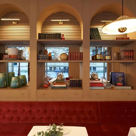 Intelier Katalina Hotell
